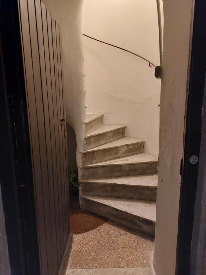 Studio Apartment In Neapolitan Castle Int 28 المظهر الخارجي الصورة